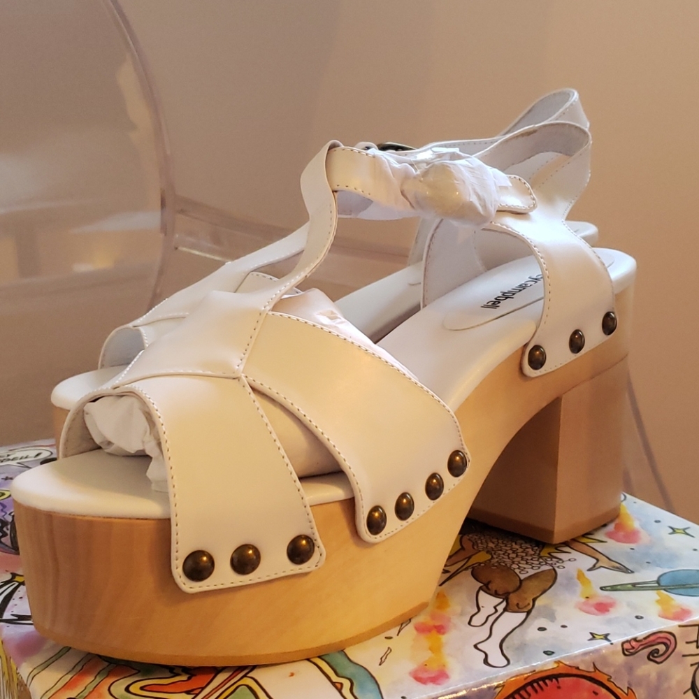 JEFFREY CAMPBELL CRISPIN WHITE sandals